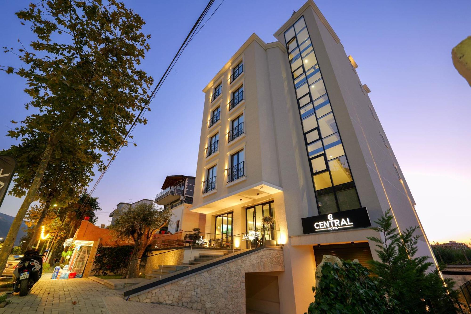 Hotel Central Vlorë Exteriér fotografie